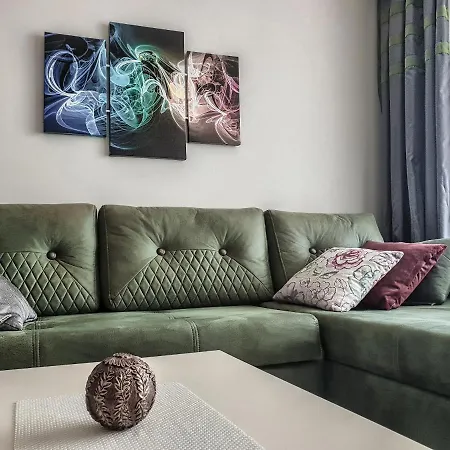 Appartement Sfera 69 *